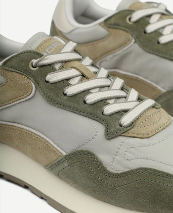 Sneakers city olive
