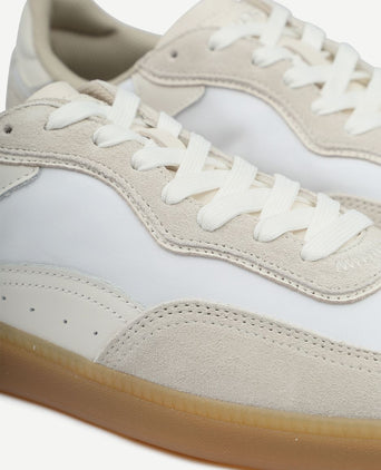 Sneakers park wit