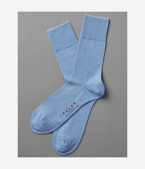 Falke airport sok blauw