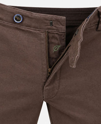 Chino Bonn bruin