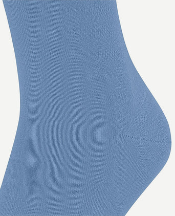 Falke airport sok blauw