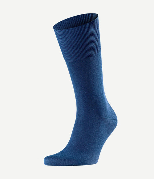 Falke airport sok blauw