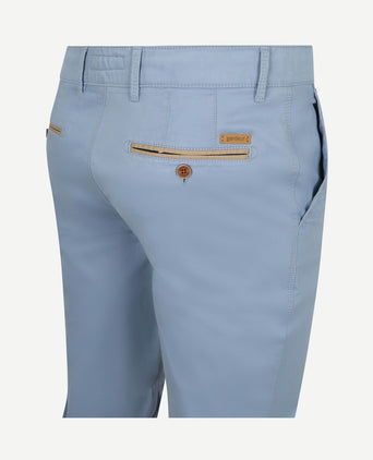 Chino Benny 3 lichtblauw