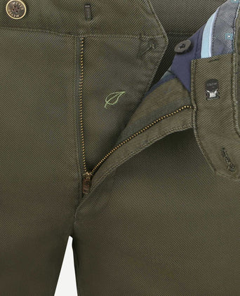 Chicago chino olive