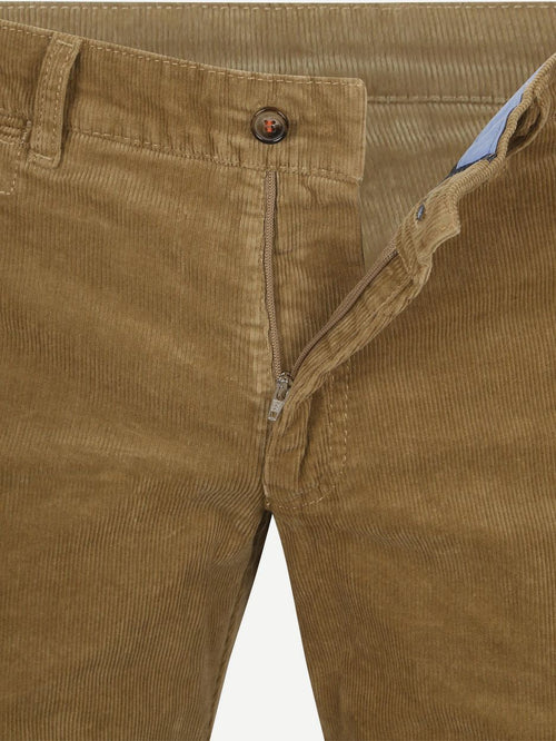 Chino Plato corduroy sand