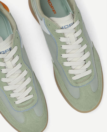 Sneakers park groen