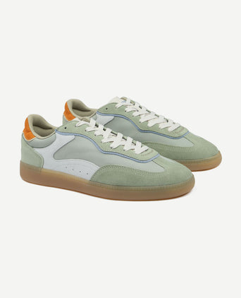 Sneakers park groen