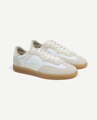 Sneakers park wit