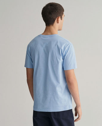 T-shirt shield logo lichtblauw