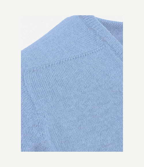 V-hals lamswol glacier blauw