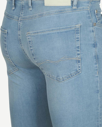Jeans macFlexx lichtblauw lsu