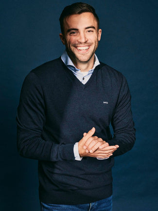 Trui v-hals donkerblauw Trui v-hals donkerblauw