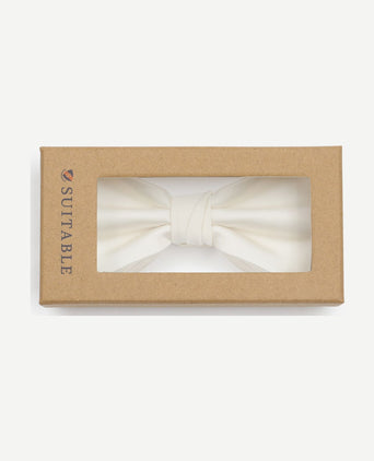 Satin strik off white