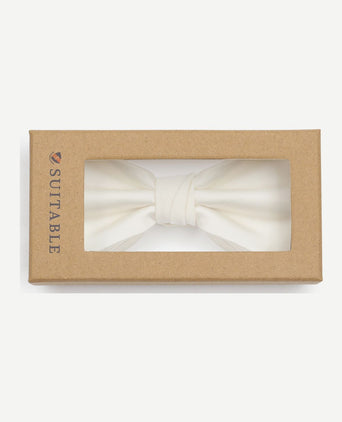 Satin strik off white