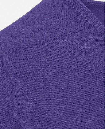 V-hals lamswol heliotrope