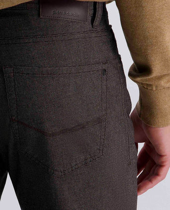 Broek Lyon tapered print bruin