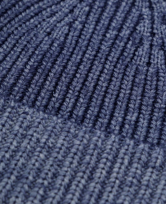 Muts wol donkerblauw