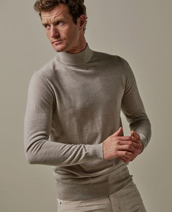 Turtleneck trui merino ecru