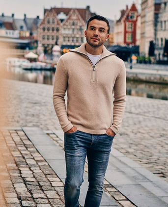 Deep zip pullover boiled wool ecru