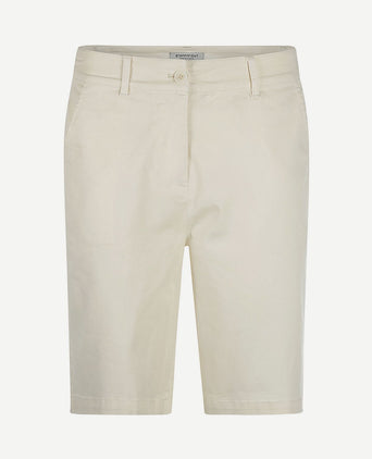 Short classic sand