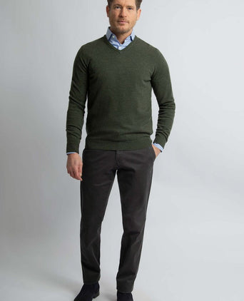 Pullover v-hals merinowol olijfgroen