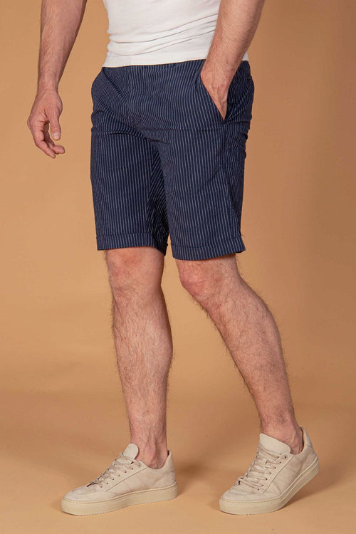 Suitable aswin short donkerblauw gestreept