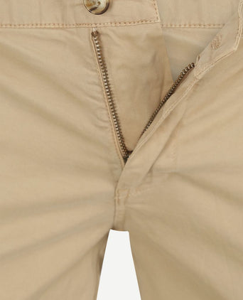 Suitable berry short beige | Slim-fit