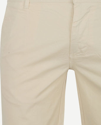 Suitable berry short ecru | Slim-fit