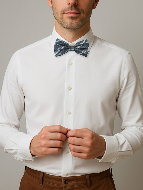 Suitable bowtie squared turquoise