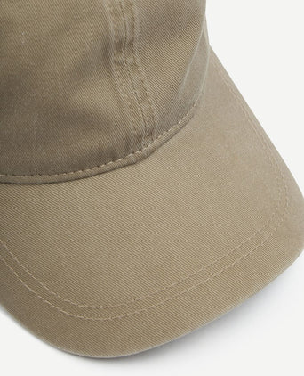 Suitable cap khaki