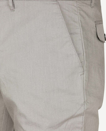 Suitable chino locke grijs