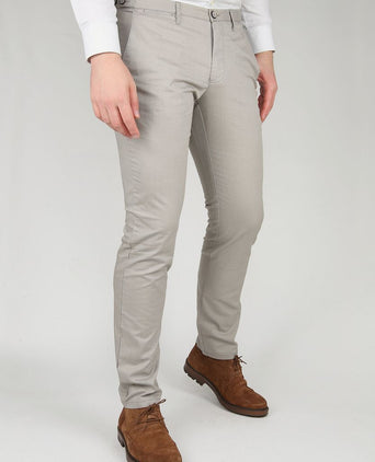 Suitable chino locke grijs
