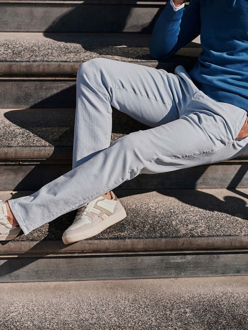 Suitable chino philo flex lichtblauw