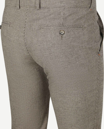 Suitable chino Pico pleat flanel print beige