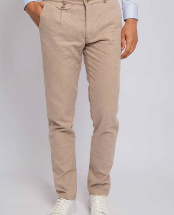 Suitable chino Pico pleat flanel sand