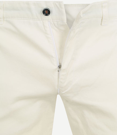 Suitable chino Pico wit