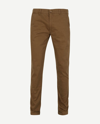 Suitable chino Plato bruin