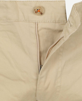 Suitable chino Plato ecru