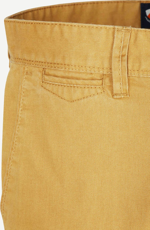 Suitable chino sartre oker