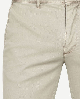 Suitable chino sartre Oxford sand