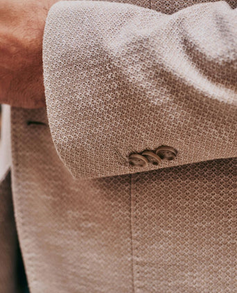 Soft knitted colbert beige