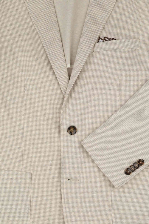 Suitable colbert face print sand