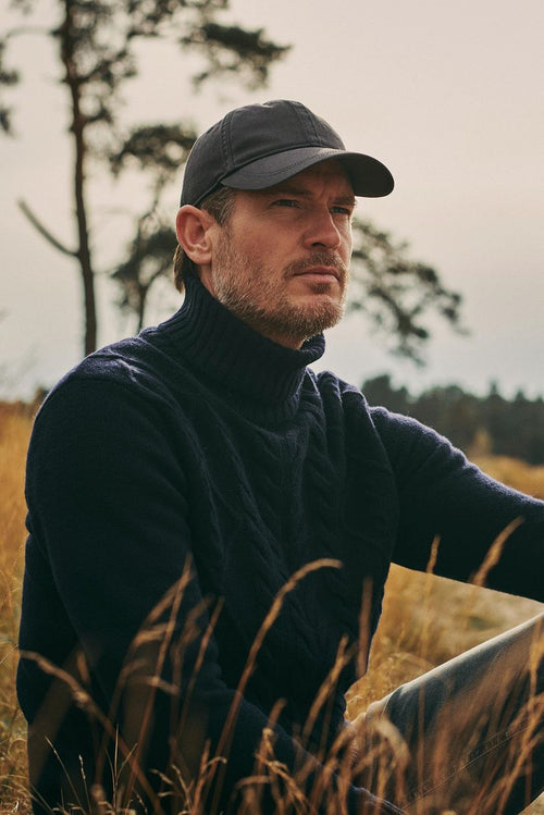 Suitable coltrui cable wol donkerblauw | Slim-fit