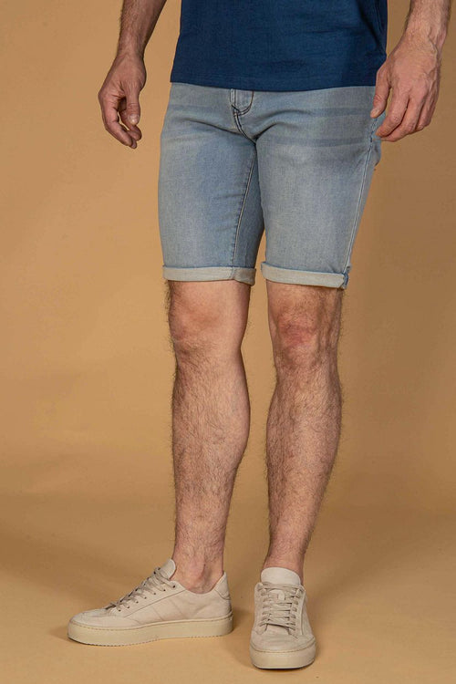 Suitable jelle denim short lichtblauw