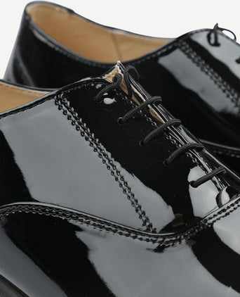 Suitable lakschoen leer zwart