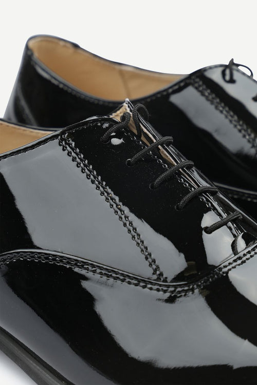 Suitable lakschoen leer zwart