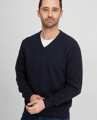 Suitable lamswol trui v-hals donkerblauw | Regular-fit