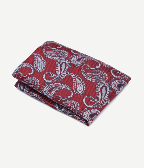 Suitable pochet paisley rood