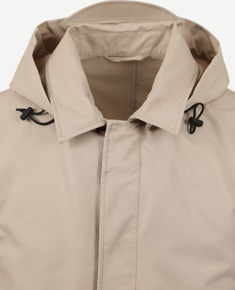 Suitable regenjas beige