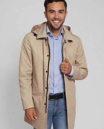 Suitable regenjas beige